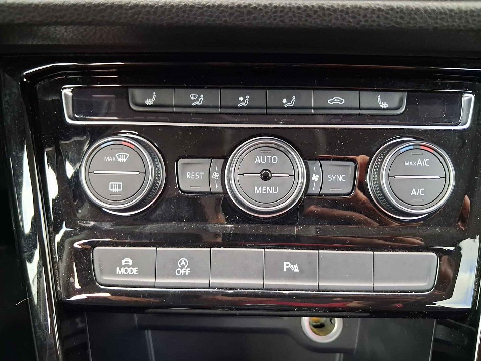 Volkswagen Touran 1.4 TSi Highline