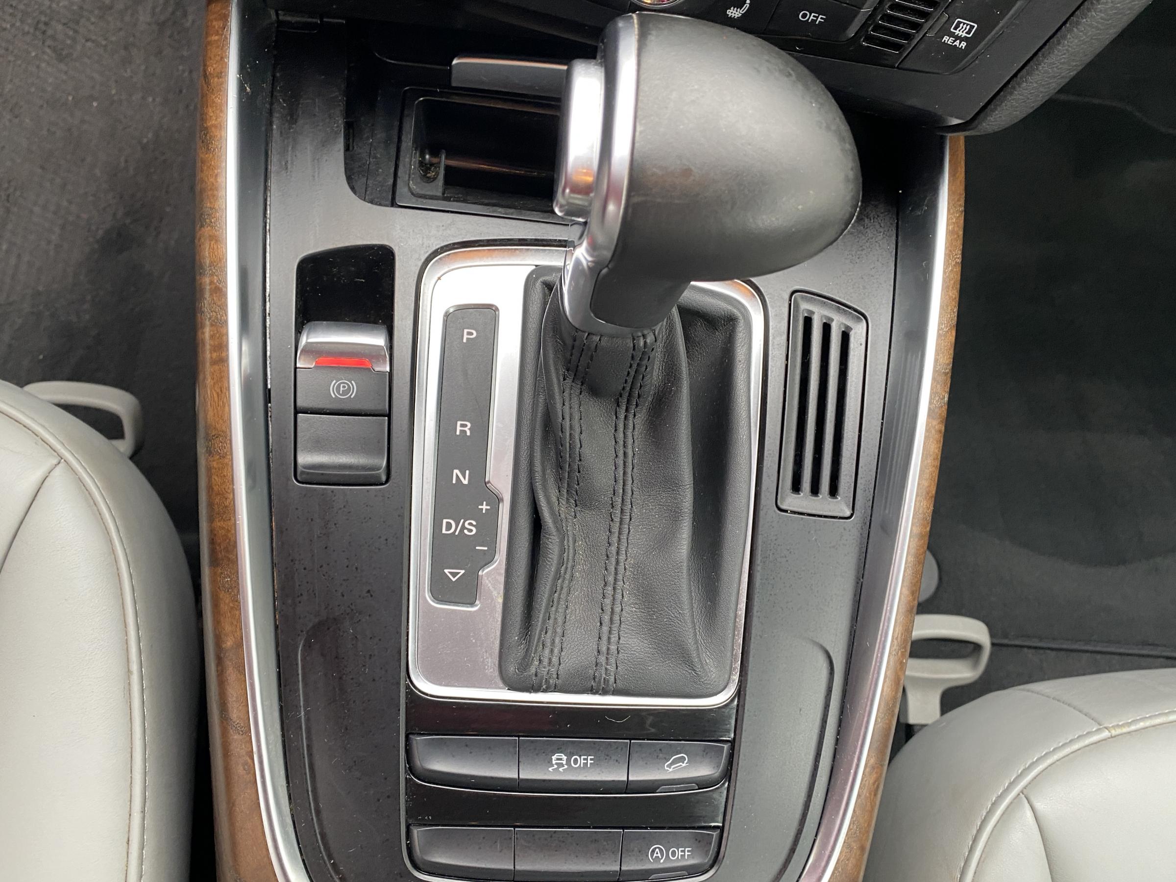 Audi Q5, 2012 - pohled č. 19