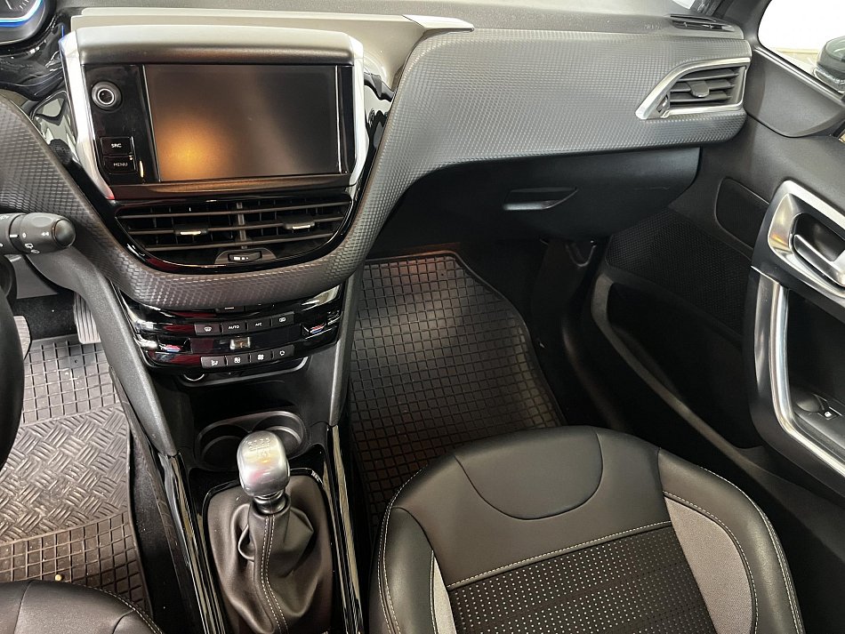 Peugeot 2008 1.6 HDi 