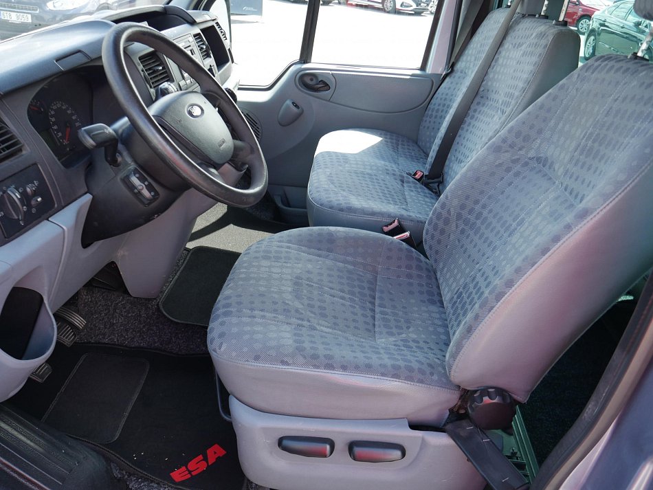 Ford Transit 2.2TDCi  9míst