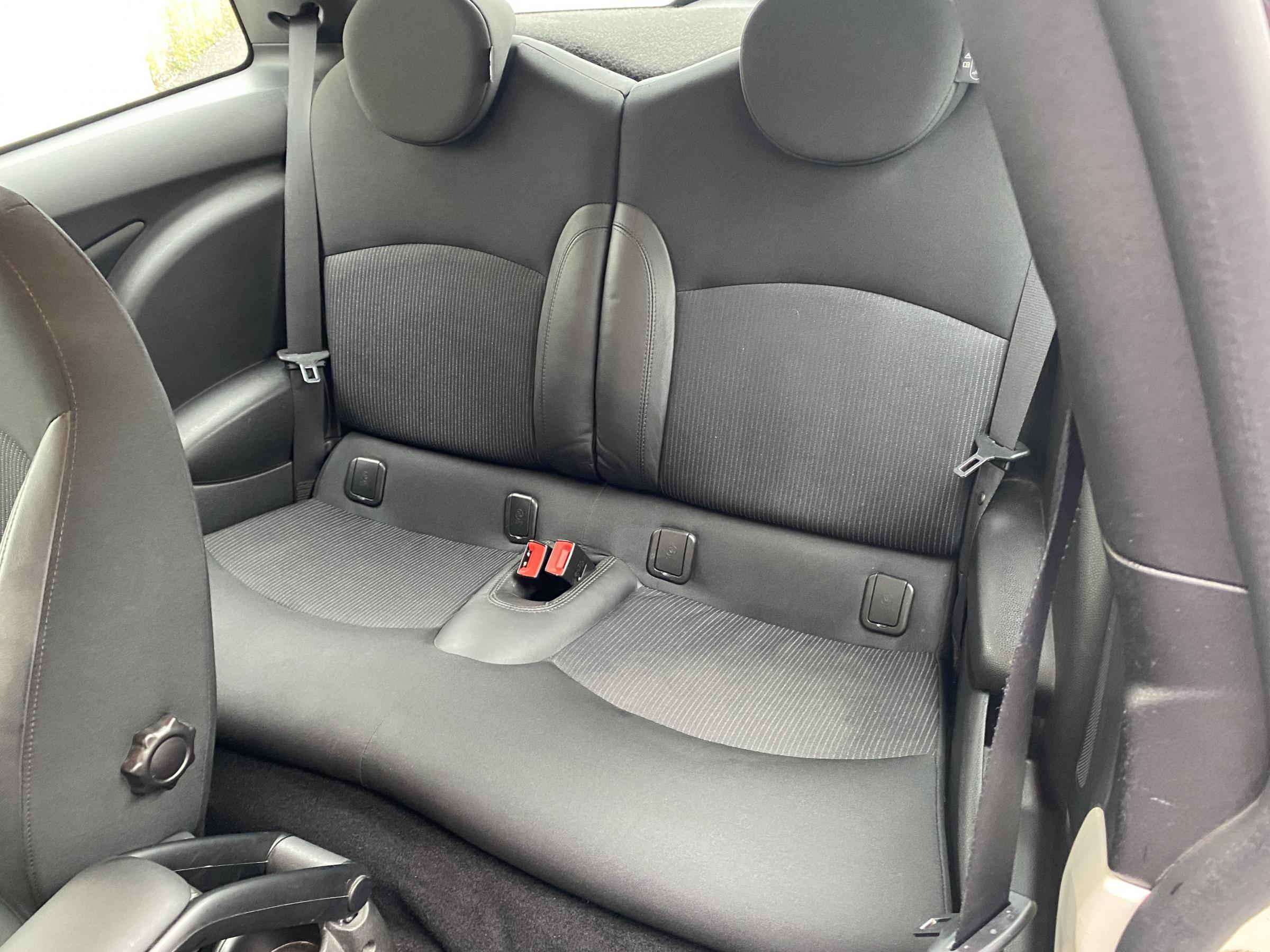 Mini Cooper, 2012 - pohled č. 11