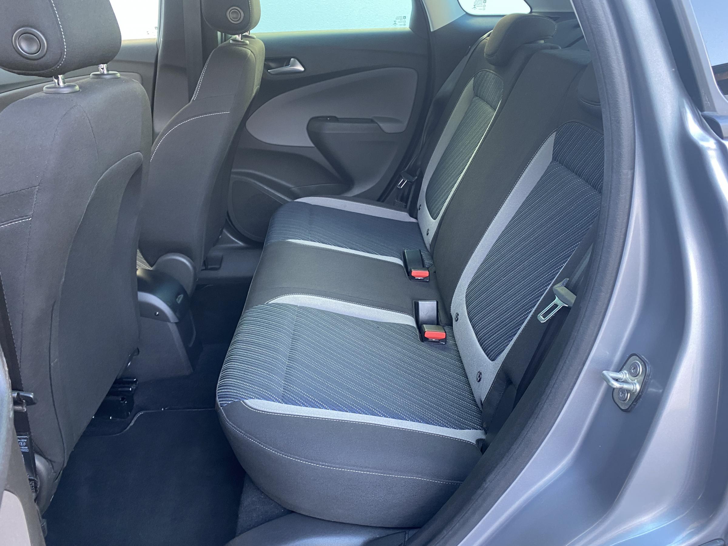 Vauxhall Crossland X, 2019 - pohled č. 10