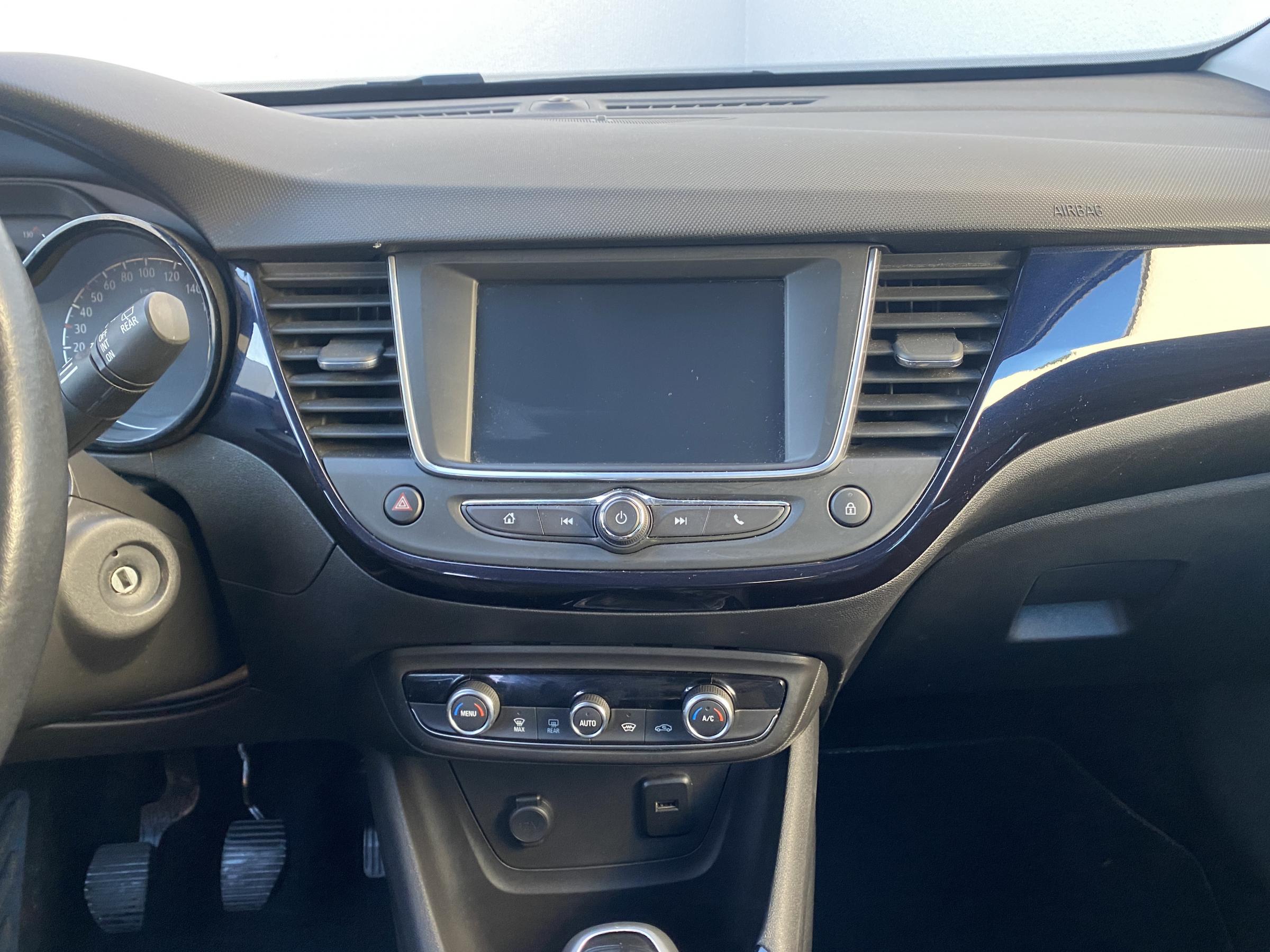 Vauxhall Crossland X, 2019 - pohled č. 12