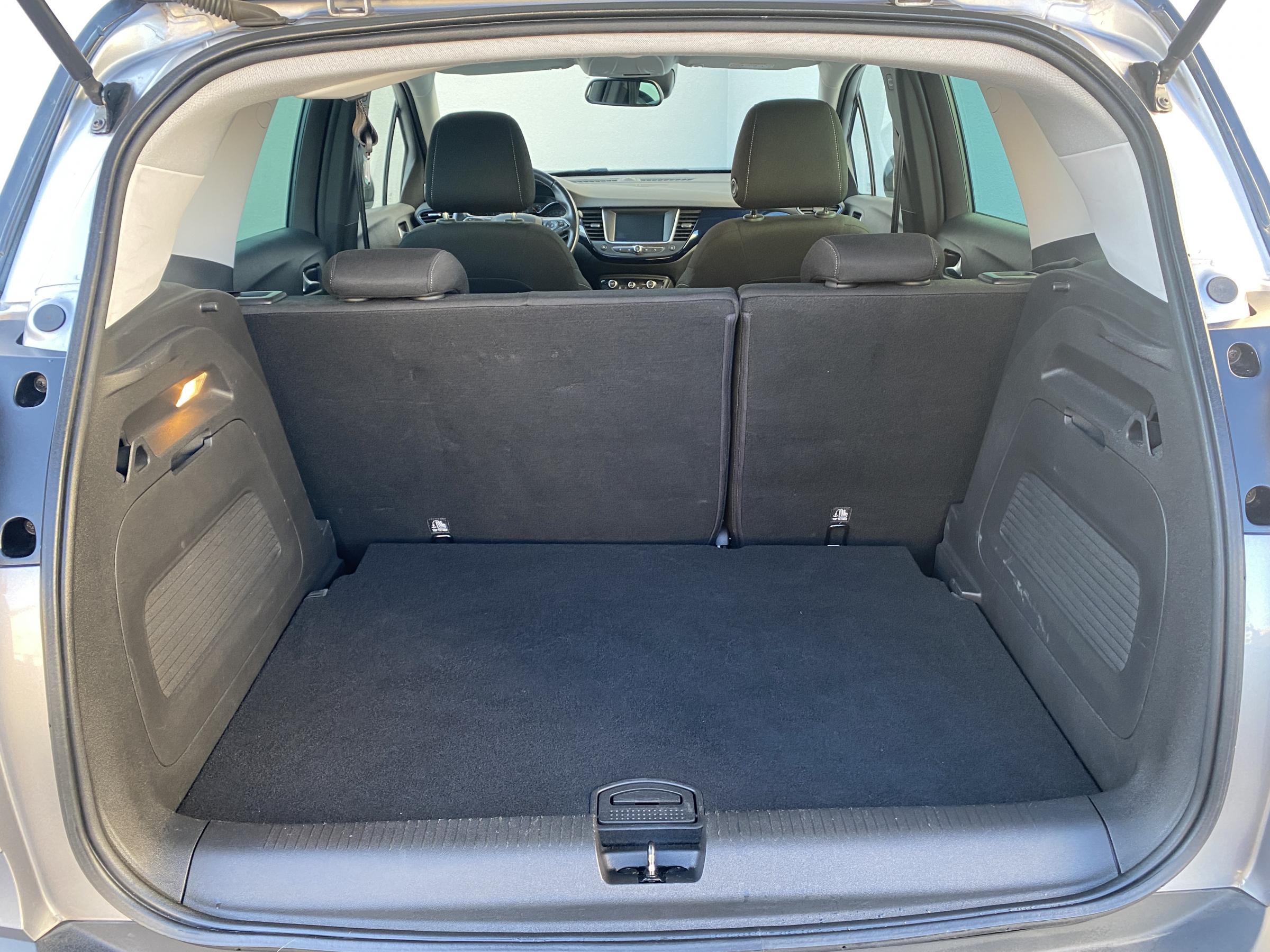 Vauxhall Crossland X, 2019 - pohled č. 7