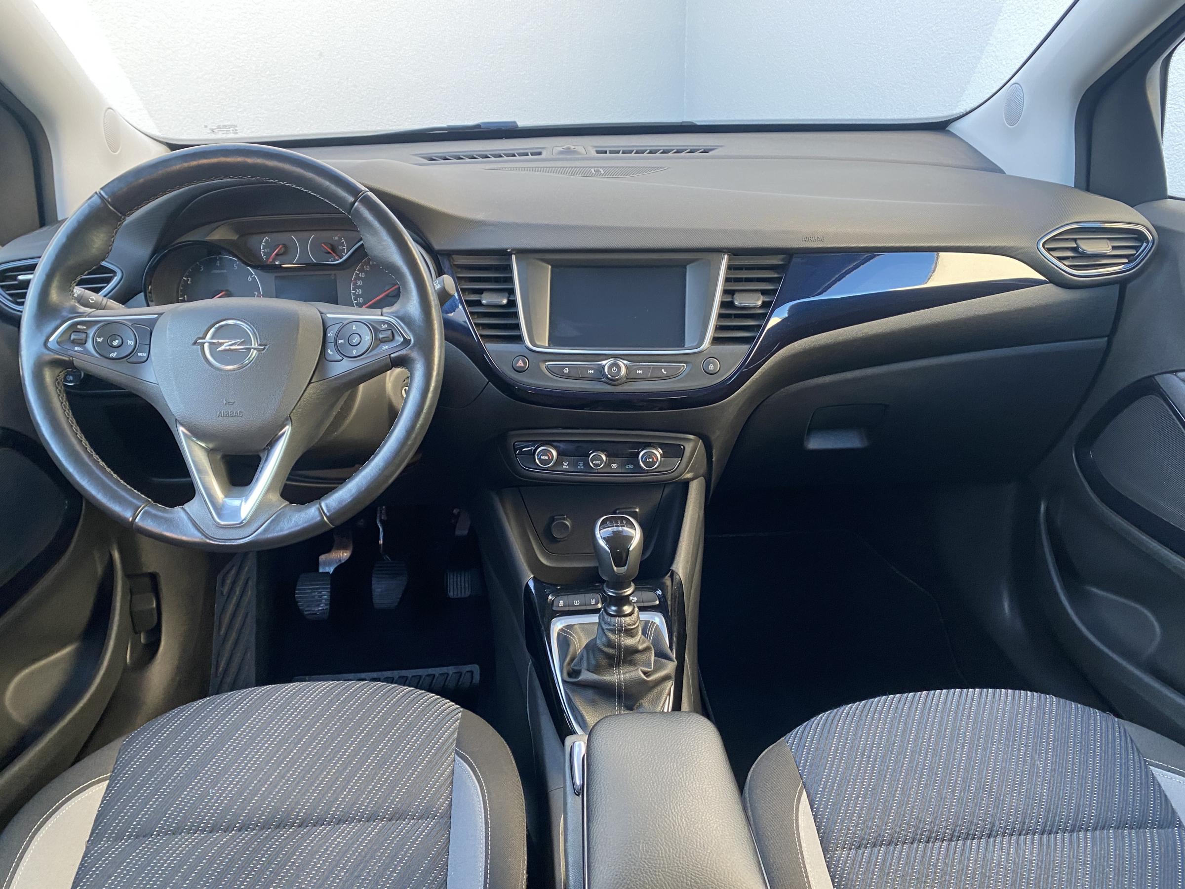 Vauxhall Crossland X, 2019 - pohled č. 8