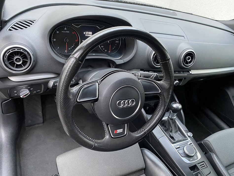 Audi A3 2.0 TDi S-line