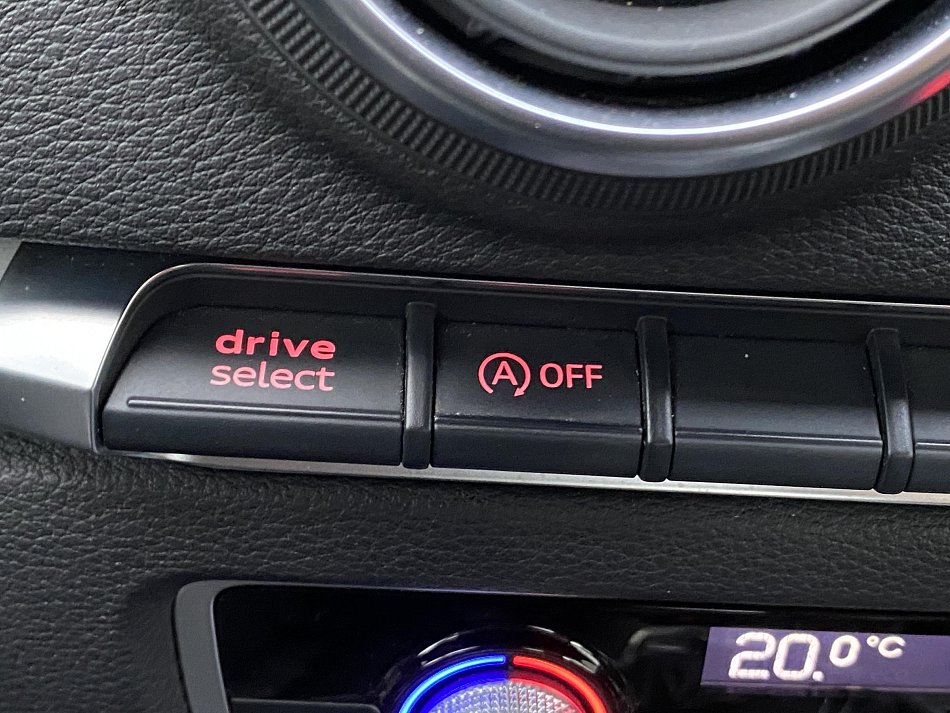 Audi A3 2.0 TDi S-line