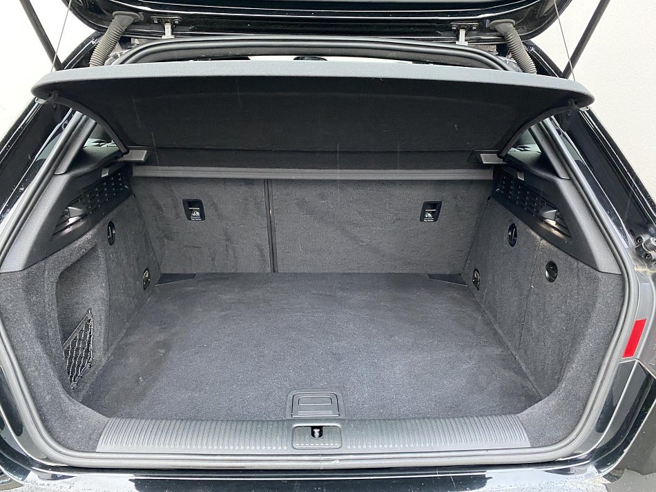 Audi A3 2.0 TDi S-line