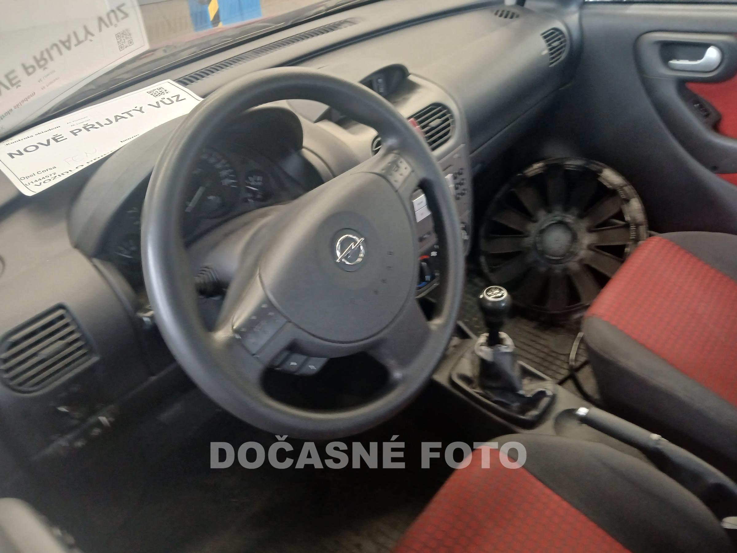 Opel Corsa, 2005 - pohled č. 3