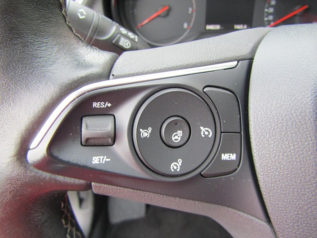 Opel Grandland X 1.2 PT 