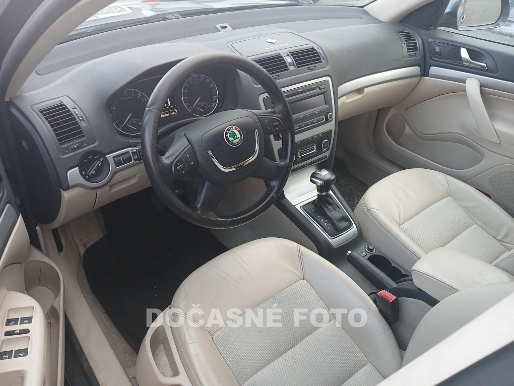 Škoda Octavia II 1.6 TDi Elegance