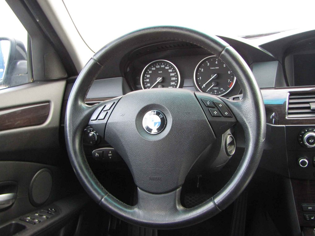 BMW Řada 5 3.0  525i
