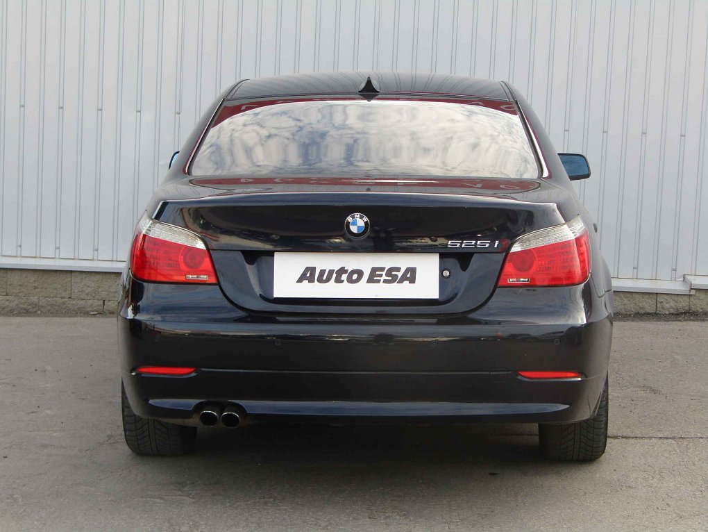 BMW Řada 5 3.0  525i