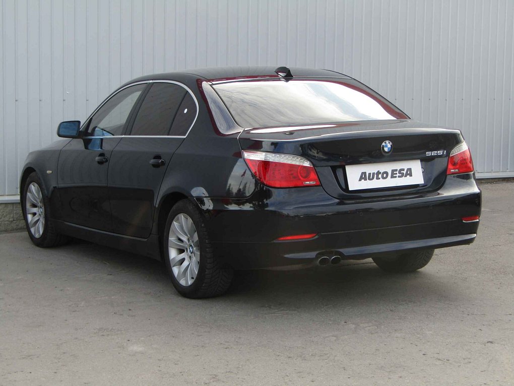 BMW Řada 5 3.0  525i