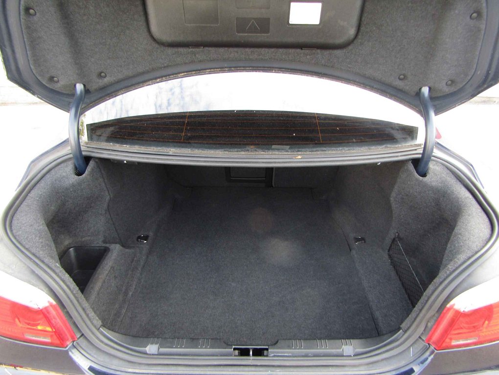 BMW Řada 5 3.0  525i