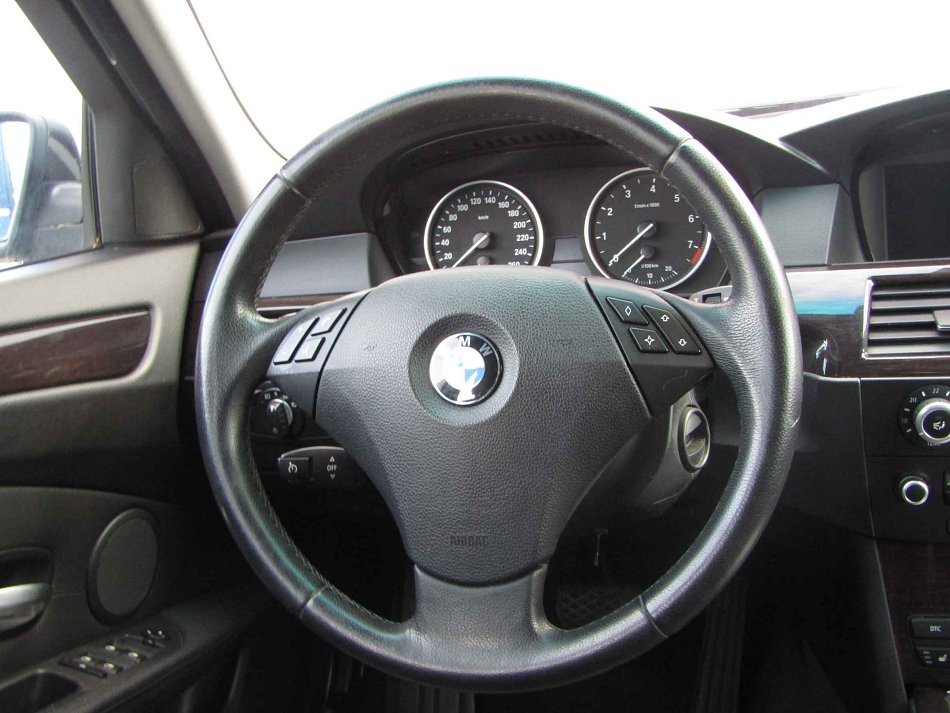 BMW Řada 5 3.0  525i