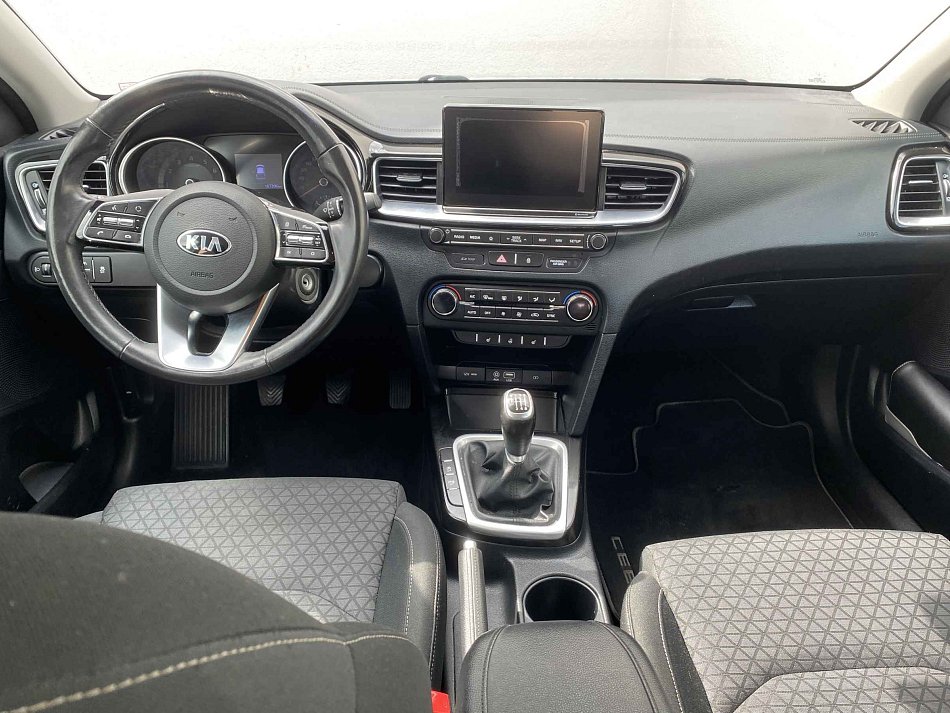 Kia Ceed 1.4 T-GDi Vision