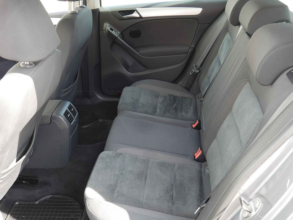 Volkswagen Golf 2.0TDi 