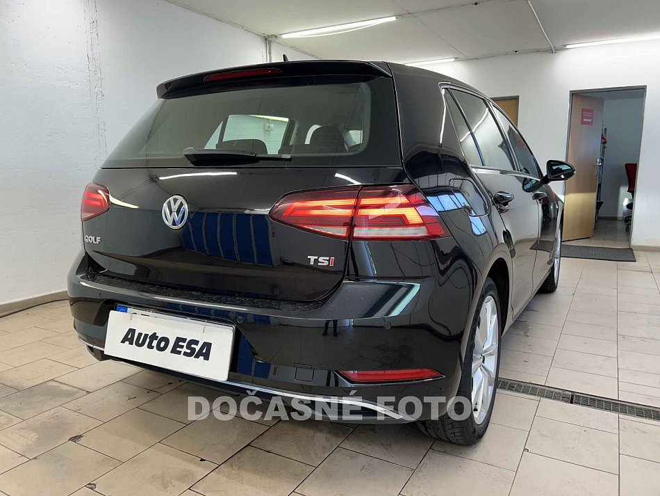 Volkswagen Golf 1.4 TSi 