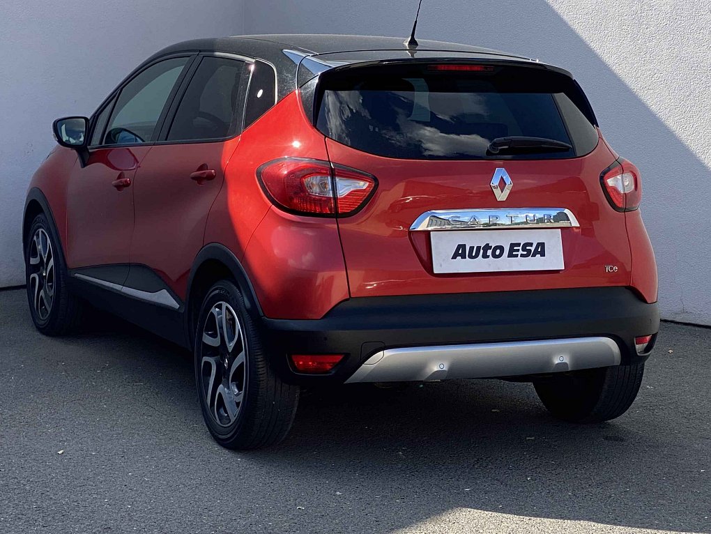Renault Captur 1.2 TCe Helly Hansen