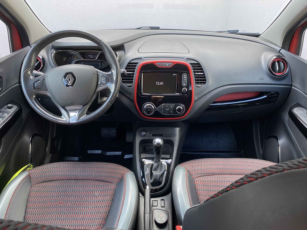 Renault Captur 1.2 TCe Helly Hansen