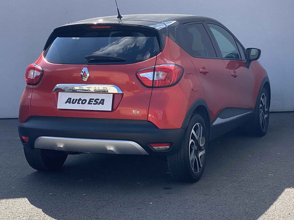 Renault Captur 1.2 TCe Helly Hansen