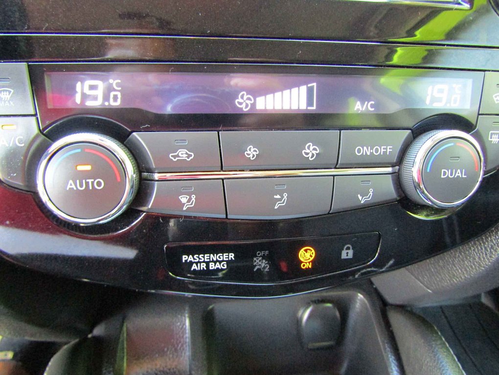 Nissan Qashqai 1.6DIG-T 