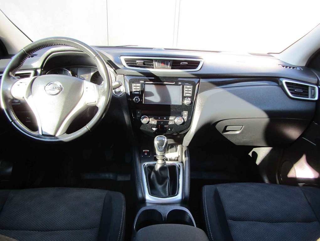 Nissan Qashqai 1.6DIG-T 