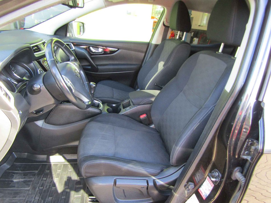 Nissan Qashqai 1.6DIG-T 
