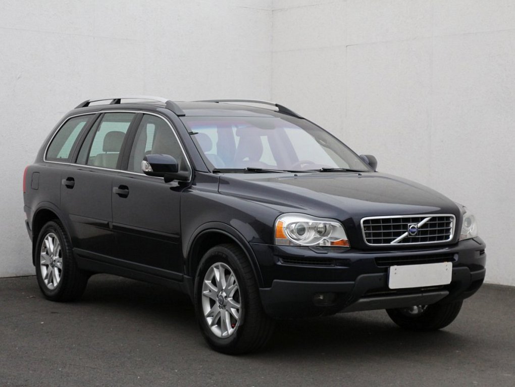 Volvo XC90 2.4 D  4X4 7míst