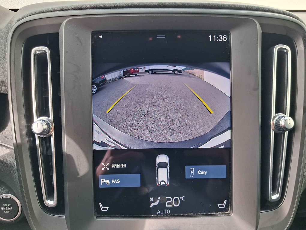 Volvo XC40 1.5 T2 Momentum