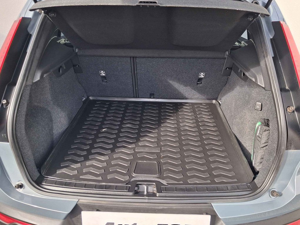 Volvo XC40 1.5 T2 Momentum