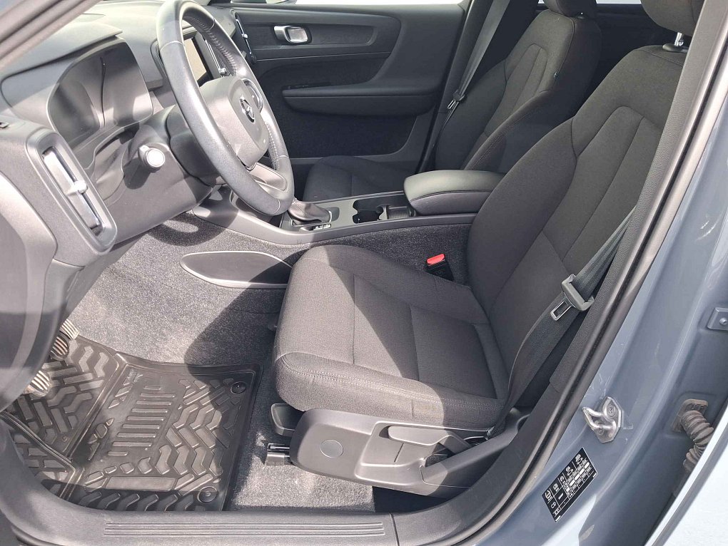 Volvo XC40 1.5 T2 Momentum