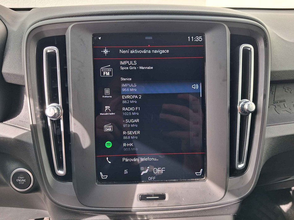 Volvo XC40 1.5 T2 Momentum