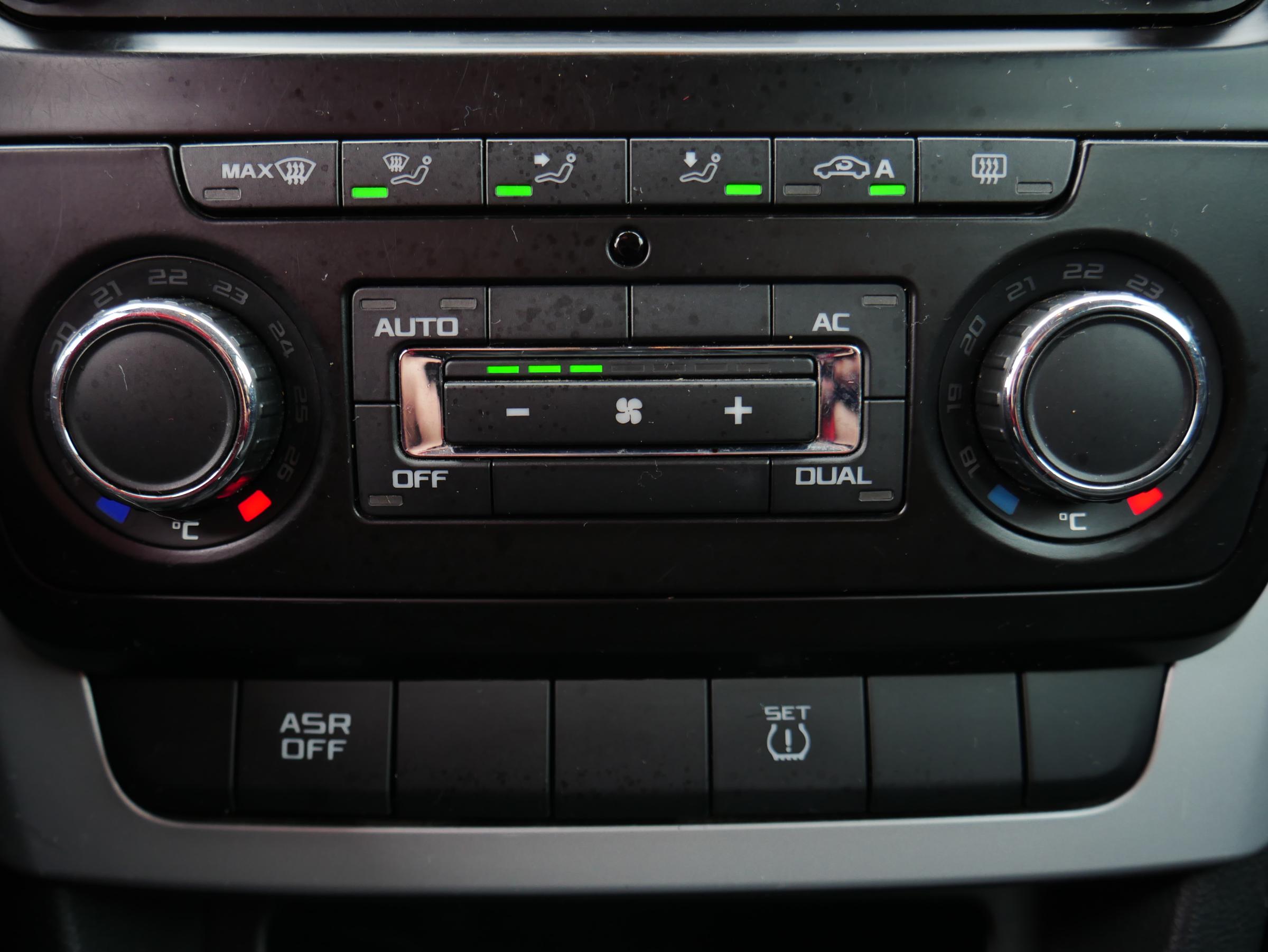 Škoda Yeti, 2012 - pohled č. 14