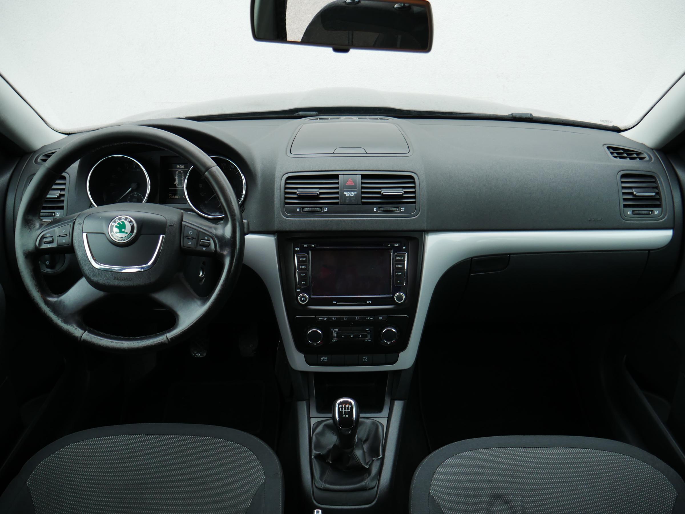 Škoda Yeti, 2012 - pohled č. 8