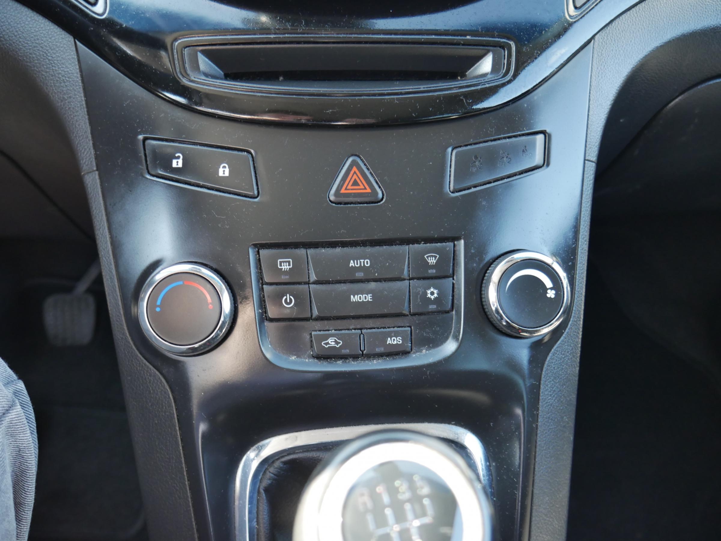 Chevrolet Orlando, 2013 - pohled č. 15