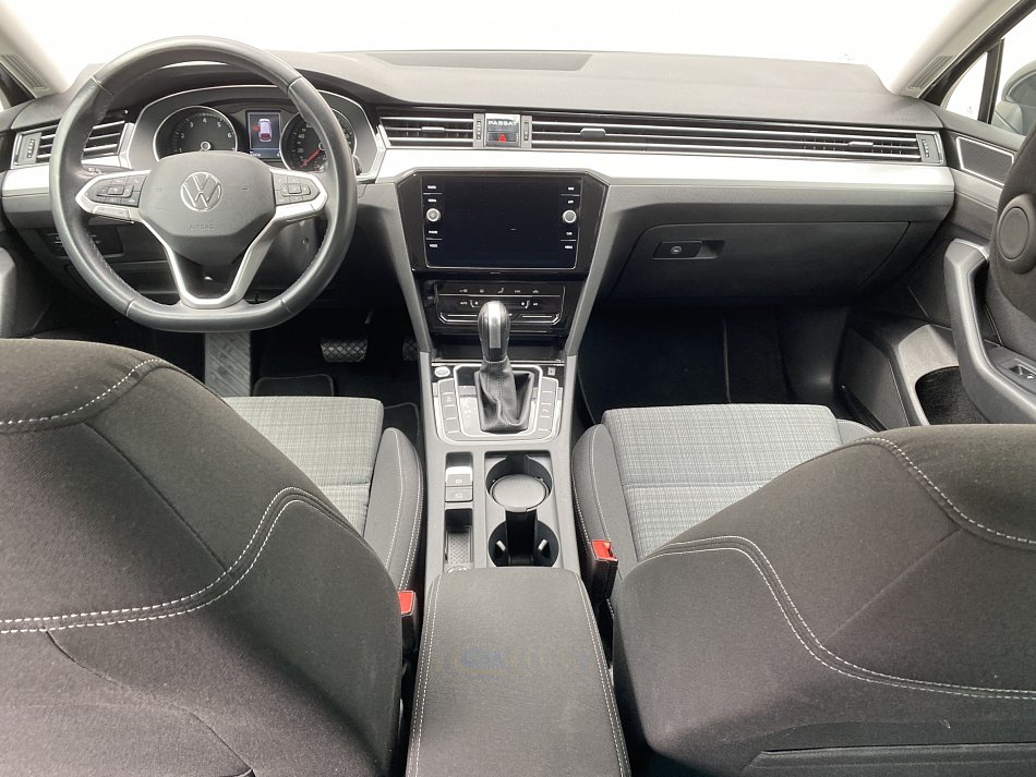 Volkswagen Passat 1.5 TSi 