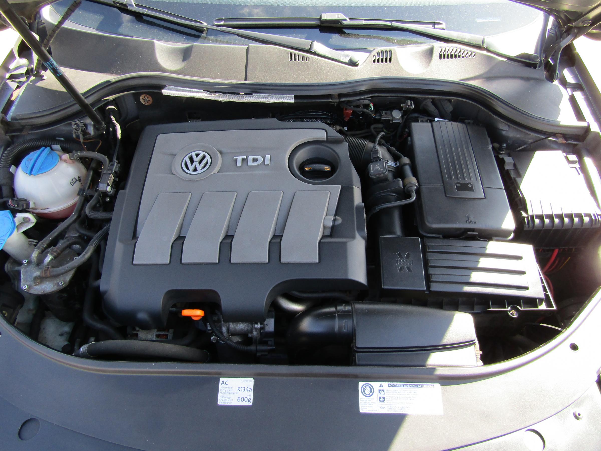 Volkswagen Passat, 2011 - pohled č. 7
