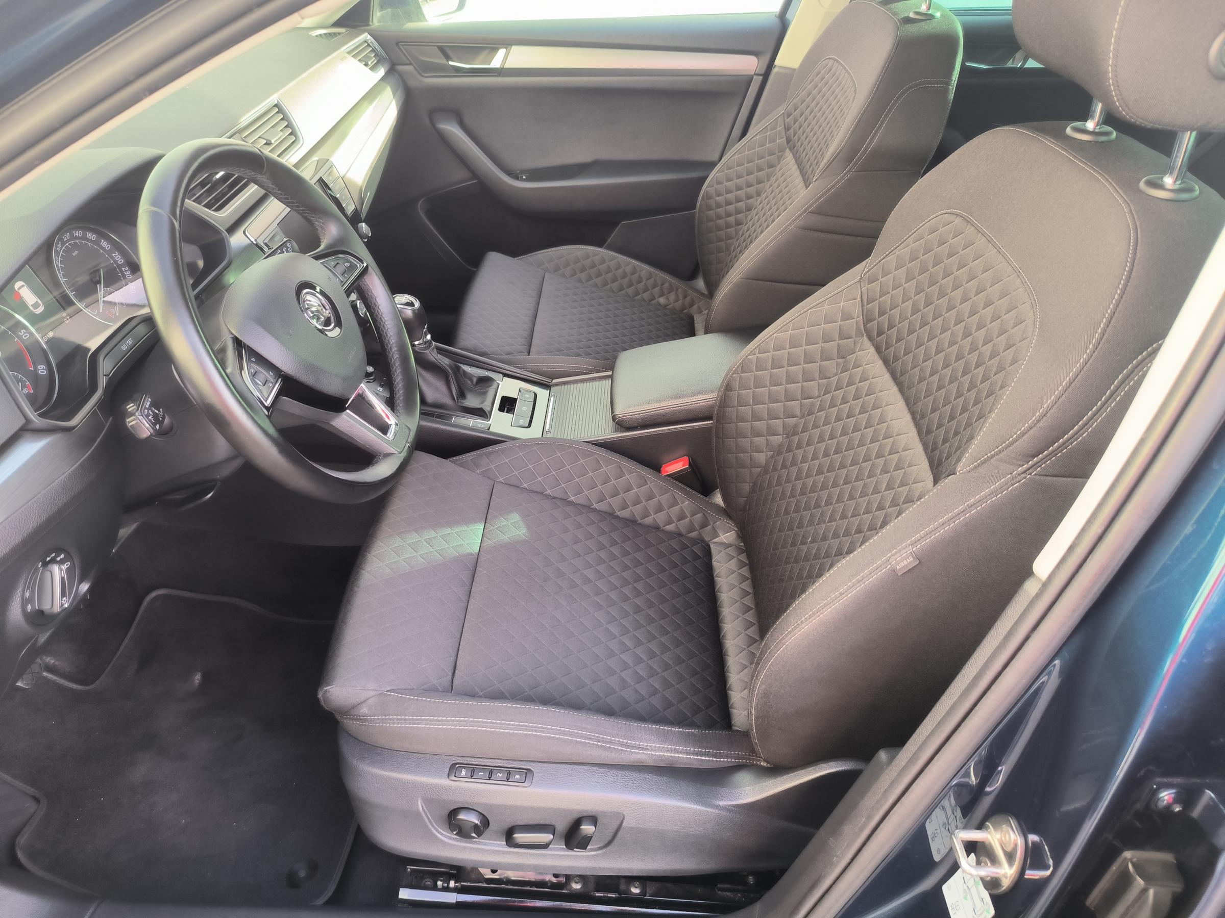 Škoda Superb III, 2016 - pohled č. 9