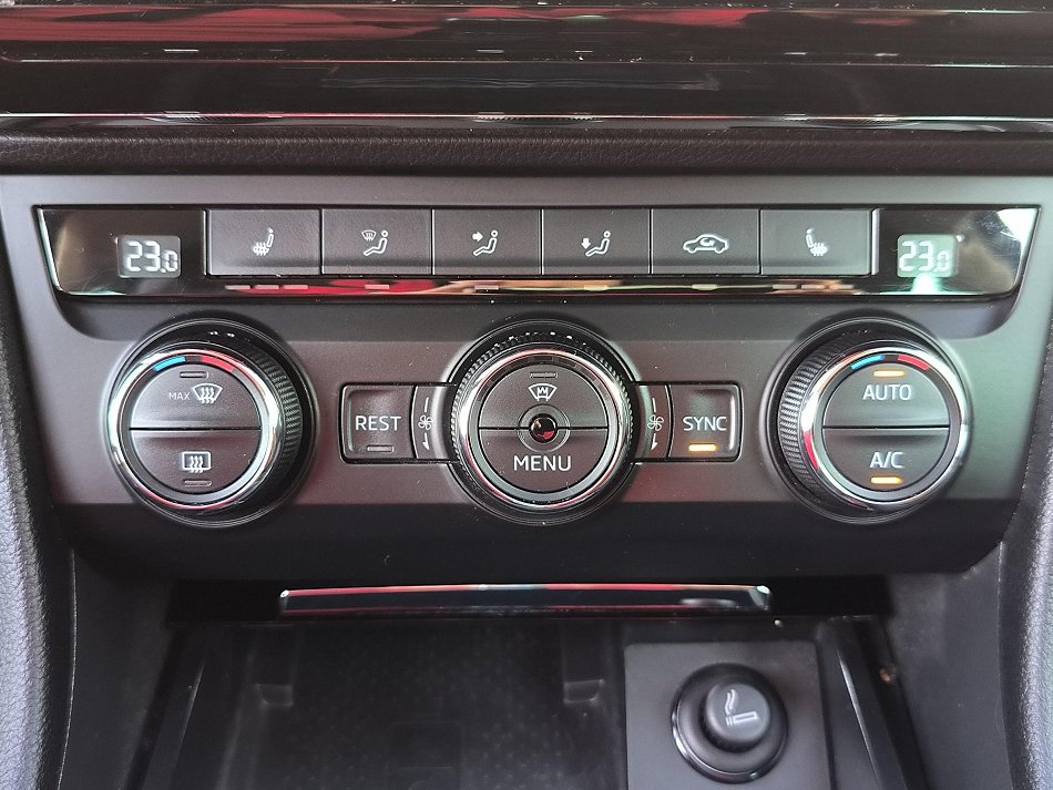 Škoda Superb III 1.6 TDi Style