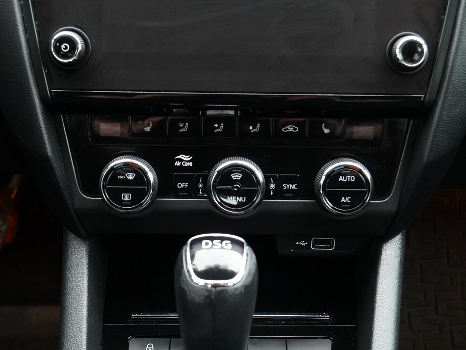 Škoda Octavia III DHF 