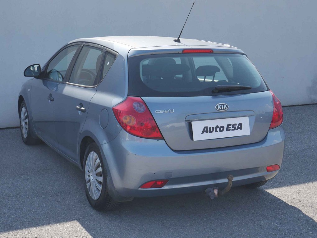 Kia Ceed 1.4CVVT 