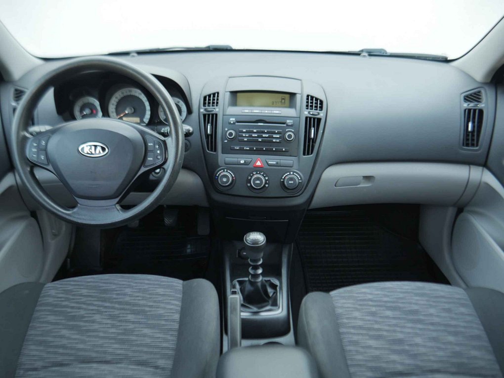 Kia Ceed 1.4CVVT 