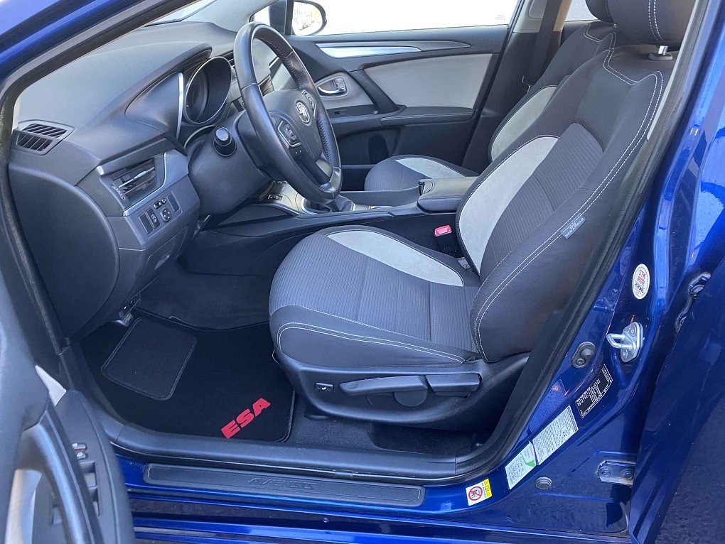 Toyota Avensis 2.0D-4D 
