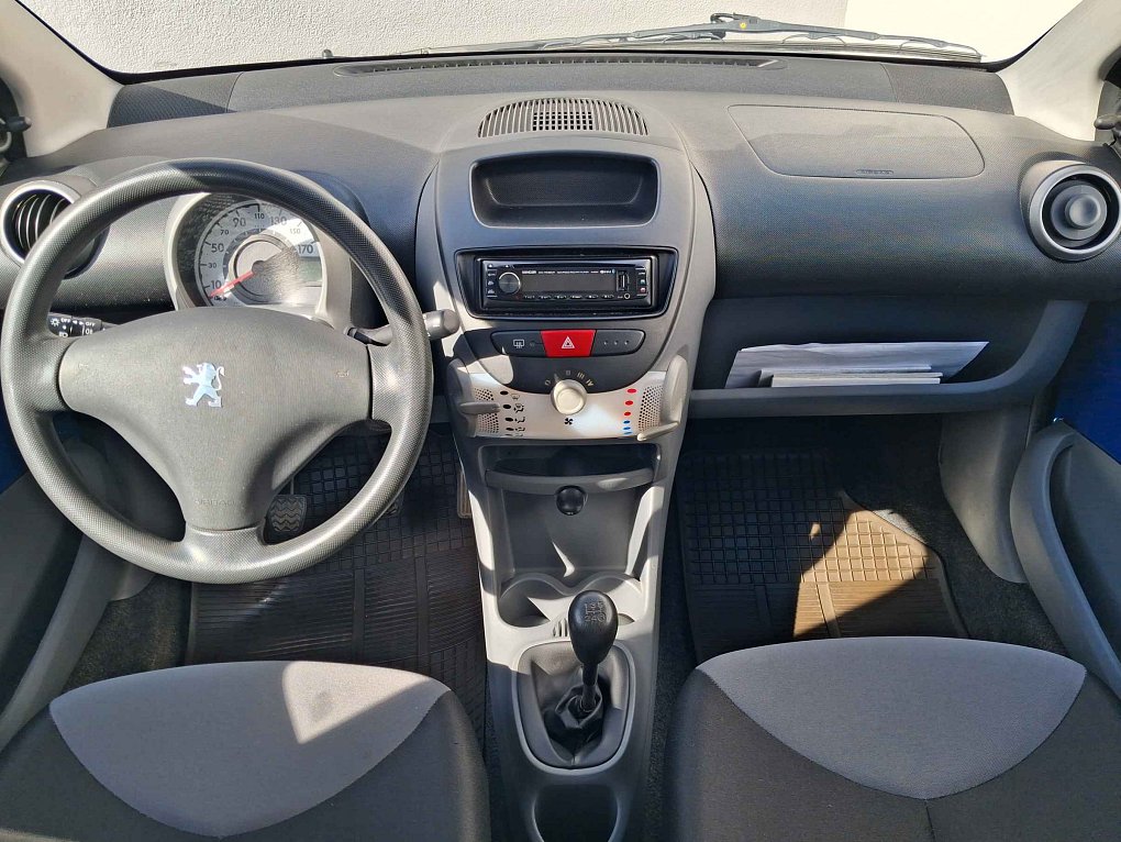 Peugeot 107 1.0i 