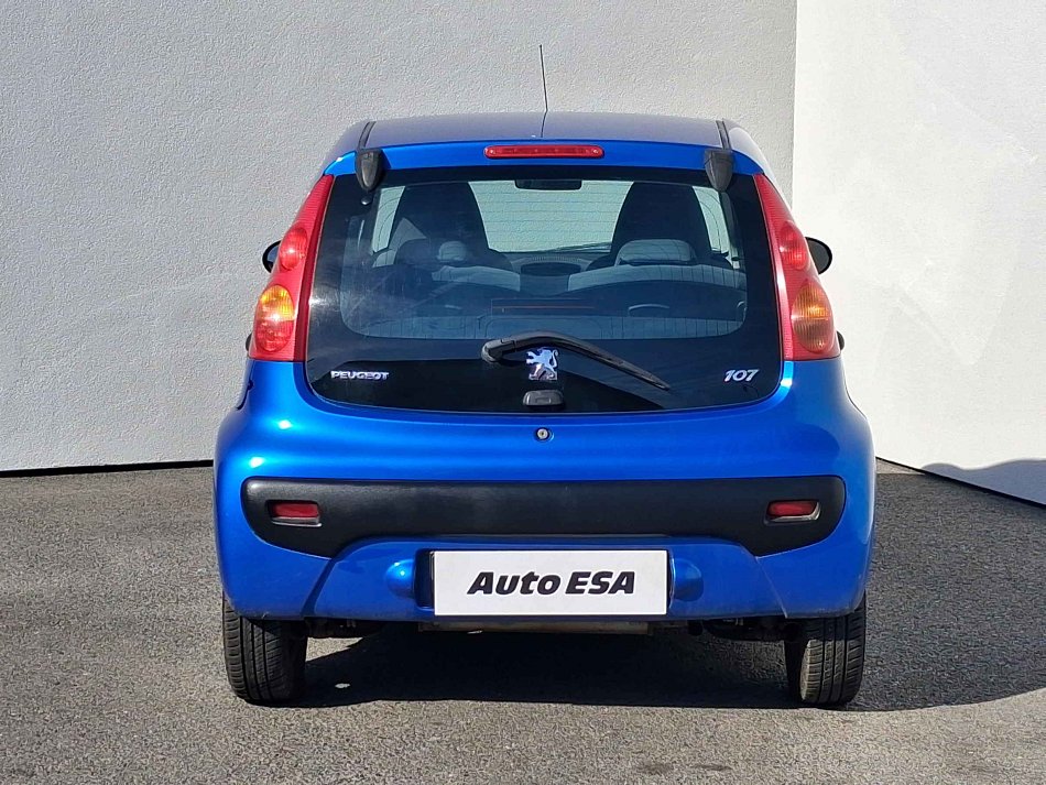 Peugeot 107 1.0i 