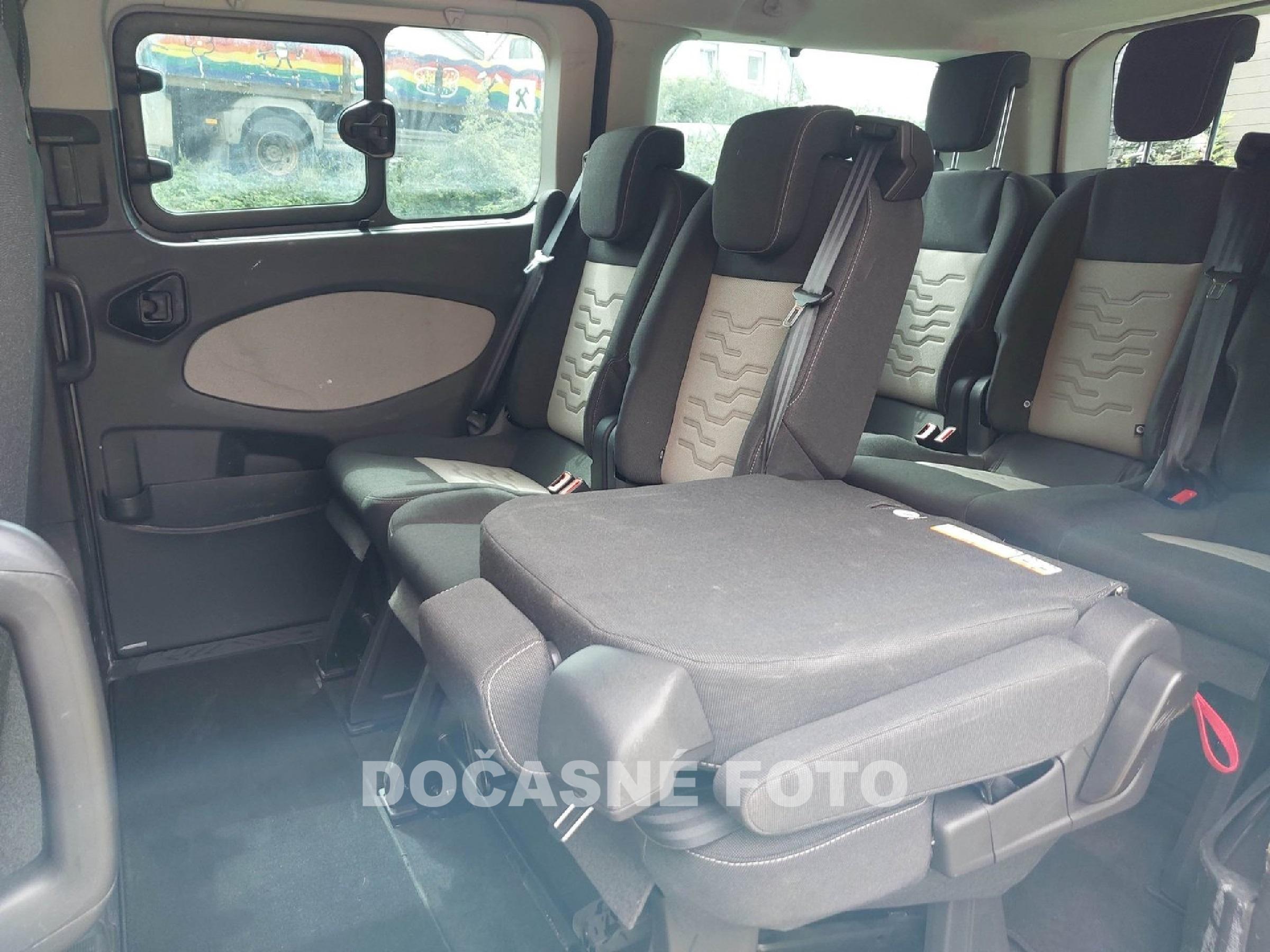 Ford Tourneo Custom, 2015 - pohled č. 10