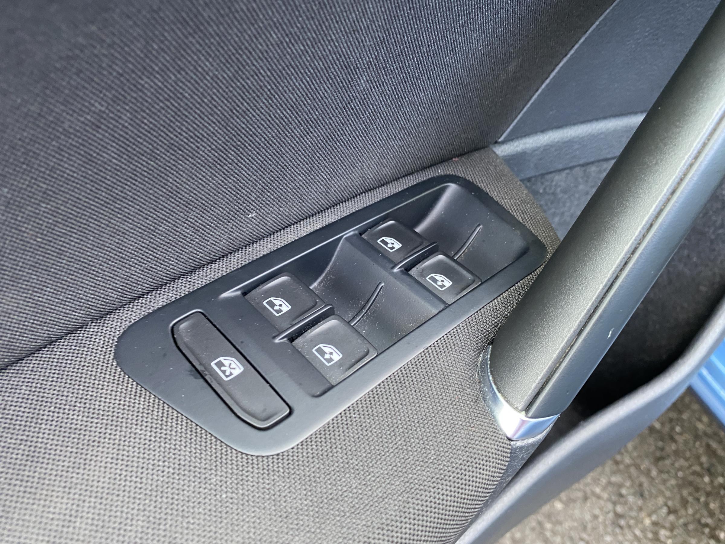 Volkswagen Golf, 2016 - pohled č. 13