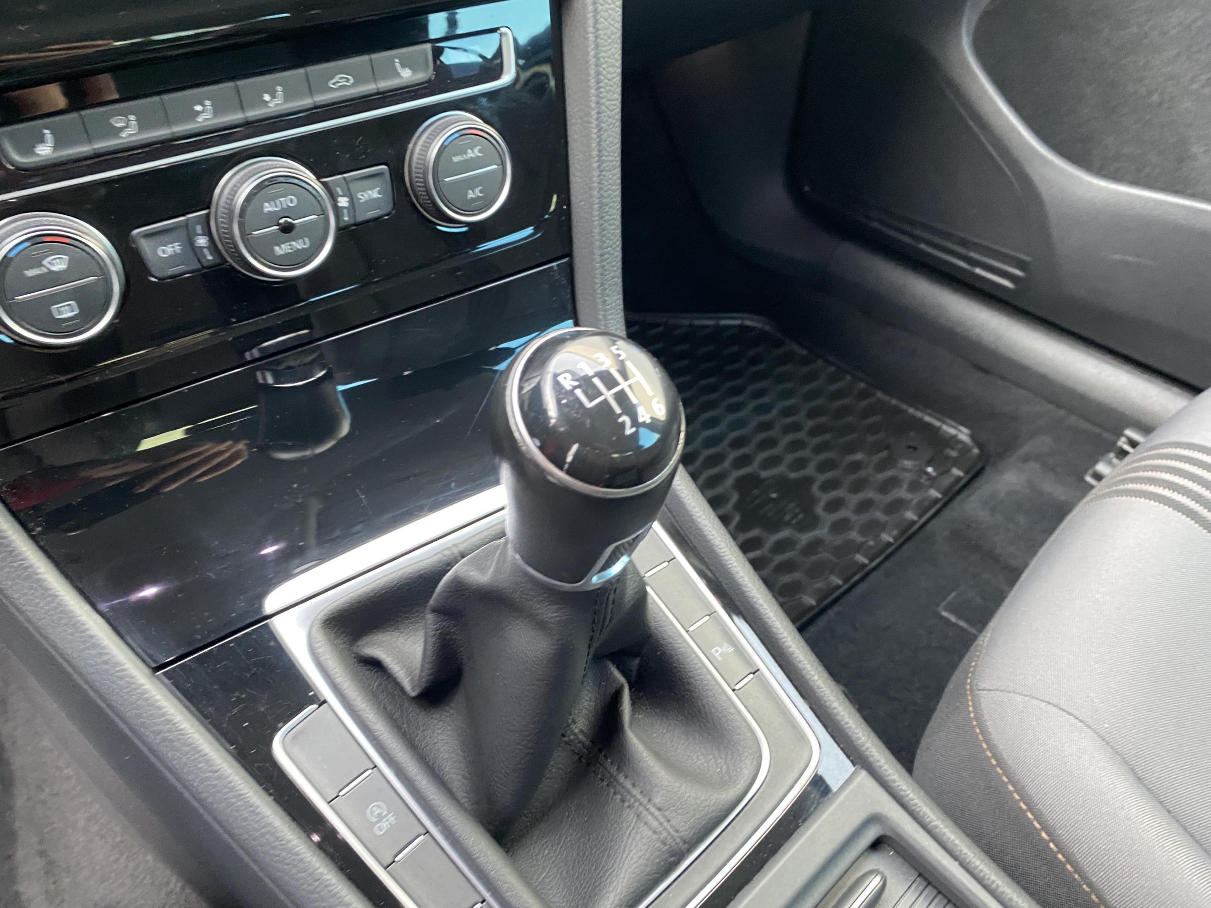 Volkswagen Golf, 2016 - pohled č. 16